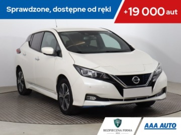 Nissan Leaf II Hatchback Elektryczny e+ 62kWh 218KM 2020 Nissan Leaf 62 kWh, Automat, VAT 23%, Skóra, Navi