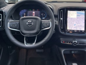 Volvo XC40 2026 VOLVO XC40 B3 Ultra Dark Suv 2.0 (177KM) 2026, zdjęcie 5