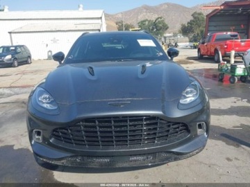 Aston Martin DBX 2021 Aston Martin DBX 2021 4.0l 4.0 Benzyna 542KM, zdjęcie 7