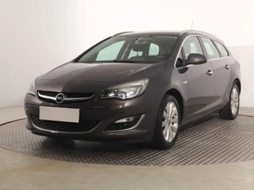 Opel Astra J Sports Tourer Facelifting 1.4 Turbo ECOTEC 120KM 2012 Opel Astra 1.4 T, Salon Polska, Klima, zdjęcie 1