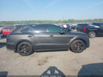 Bentley Bentayga 2018 Bentley Bentayga Signature 2018 6.0 Benzyna 600KM, zdjęcie 5