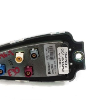 BMW E82 E90 E92 F30 F32 Антенна на крыше