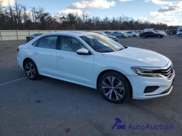 Volkswagen Passat B8 2022 Volkswagen Passat 2022 VOLKSWAGEN PASSAT SE 2.0 Benzyna 174KM