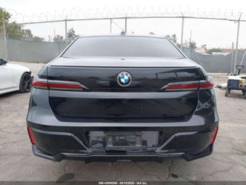 BMW Seria 7 G70 2024 BMW Seria 7 740i 2024 3.0l 3.0 Benzyna 375KM, zdjęcie 4