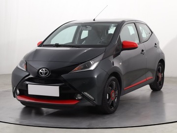 Toyota Aygo II Hatchback 5d 1.0 VVT-i 69KM 2017 Toyota Aygo 1.0 VVT-i, Salon Polska, Serwis ASO, zdjęcie 1