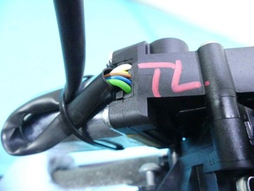 ROLETA DVEŘE ZADNÍ LEVÝ MERCEDES W221