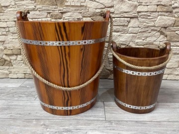 Очень большое деревянное ведро высотой 50 см, декоративное ведро - много цветов.