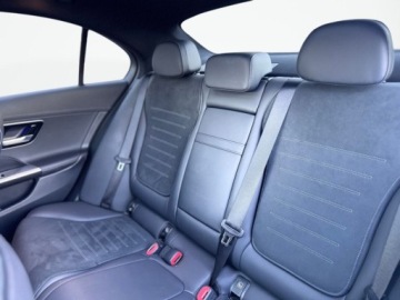 Mercedes Klasa C W206 Limuzyna 1.5 200 204KM 2023 Mercedes-Benz Klasa C C 200 AMG Panorama Kamera 360 HUD Night MBUX, zdjęcie 12