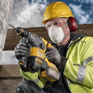 МОЛОТОК DEWALT FLEXVOLT 54 В / 18 В 3,5 Дж DCH334X2