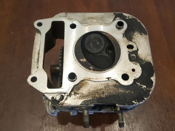 КОМПЛЕКТ ГОЛОВКИ ГОЛОВКИ PIAGGIO LIBERTY VESPA ET4 125