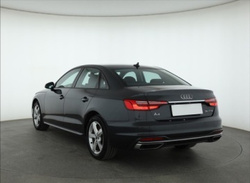 Audi A4 B9 Limousine Facelifting 2.0 35 TFSI 150KM 2022 Audi A4 35 TFSI, Salon Polska, 1. Właściciel, zdjęcie 3