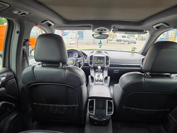 Porsche Cayenne II SUV Facelifting 4.2 D 385KM 2016 PORSCHE CAYENNE (92A) 4.2 S Zadbany, zdjęcie 17