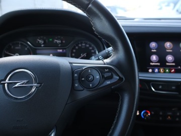 Opel Insignia II Sports Tourer 1.6 CDTI 136KM 2018 Opel Insignia 1.6 CDTI, Automat, Navi, Klima, zdjęcie 16