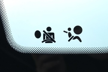 NOVÁ SKLO (OKNO) PŘEDNÍ ČELNÍ RENAULT MEGANE II SENSOR DEŠTĚ 2002-2008