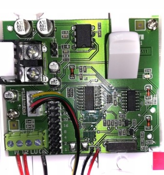 10-СЕМЕЙНЫЙ ЦИФРОВОЙ ДОМОФОН URMET 1062/100VD SIGNO