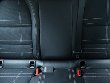 Mercedes GLA I Off-roader 1.6 180 122KM 2016 Mercedes GLA GLA 180, Salon Polska, Serwis ASO, zdjęcie 9