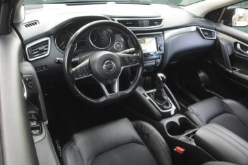 Nissan Qashqai II Crossover Facelifting 1.3 DIG-T  160KM 2019 Nissan Qashqai 1.3 DIG-T automat doinwestowany, zdjęcie 16