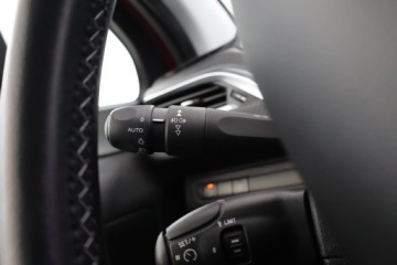 Peugeot 2008 I SUV Facelifting 1.2 PureTech 110KM 2018 Peugeot 2008 1.2 PureTech, 1. Właściciel, Skóra, zdjęcie 19