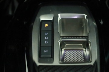 Peugeot 2008 II SUV Facelifting 1.2 PureTech 130KM 2024 Peugeot 2008 1.2 PureTech, Salon Polska, zdjęcie 15