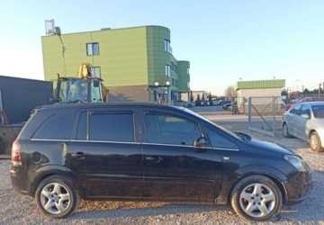 Opel Zafira B 1.9 CDTI ECOTEC 100KM 2007 Opel Zafira Opel Zafira 1.9 CDTI 1.9 Diesel 100KM, zdjęcie 3