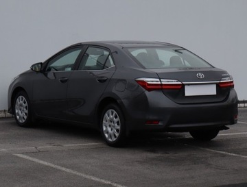 Toyota Corolla XI Sedan Facelifting 1,6 Valvematic 132KM 2018 Toyota Corolla 1.6 Valvematic, Salon Polska, GAZ, zdjęcie 3