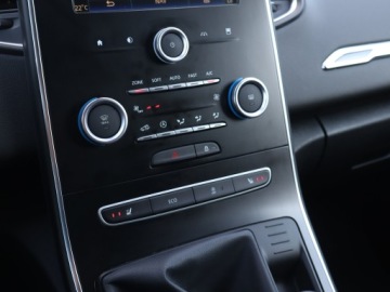 Renault Scenic IV 1.3 Energy TCe 140KM 2018 Renault Scenic 1.3 TCe, Navi, Klima, Klimatronic, zdjęcie 16