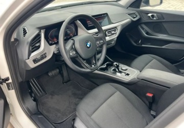BMW Seria 1 F40 2022 BMW Seria 1 1.5 Diesel 116 KM LED Nawigacja Sensor 1.5 Diesel 116KM, zdjęcie 7