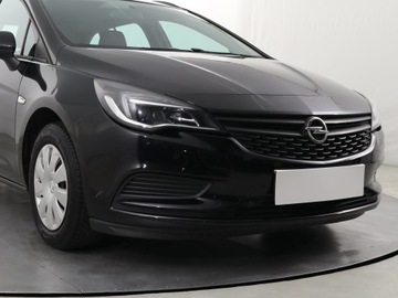 Opel Astra K Sports Tourer 1.6 CDTI 110KM 2017 Opel Astra 1.6 CDTI, Klima, Tempomat, Parktronic, zdjęcie 13