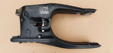BMW F900R K83 F900XR K84 2022 - WAHACZ TYŁ