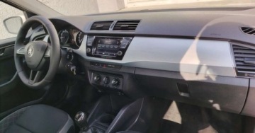 Skoda Fabia III Hatchback Facelifting 1.0 TSI 95KM 2020 Skoda Fabia Skoda Fabia 1.0 TSI Ambition Plus Benzyna 95KM, zdjęcie 11