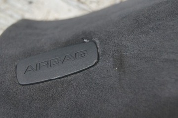 Porsche Macan Крышка стойки слева