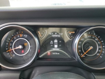 Jeep 2022 Jeep Gladiator 2022r., Sport, od ubezpieczalni 3.6 Benzyna 285KM, zdjęcie 10