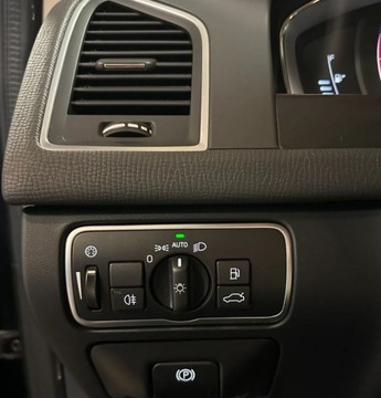 Volvo XC60 I SUV Facelifting 2.0 D4 DRIVE-E 190KM 2017 Volvo XC 60 2.0d Salon Polska ASO R-CARS Warszawa 2.0 Diesel 190KM, zdjęcie 21