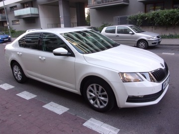 Skoda Octavia III Liftback Facelifting 2.0 TDI 150KM 2019 Skoda Octavia III 2.0 TDI Automat, zdjęcie 3