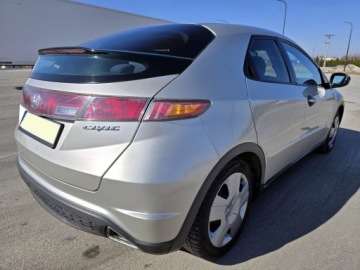 Honda Civic VIII Hatchback 5d 1.4 i 83KM 2007 HONDA CIVIC UFO 1.4 B+LPG Sekwencja – 83KM - KAMERA – SUPER STAN - OKAZJA!, zdjęcie 32