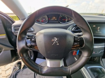 Peugeot 2016 Peugeot 308 1.2 115PS Po Liftingu Ksenon Kamera Navi Gwarancja 1.2 Benzyna, zdjęcie 13