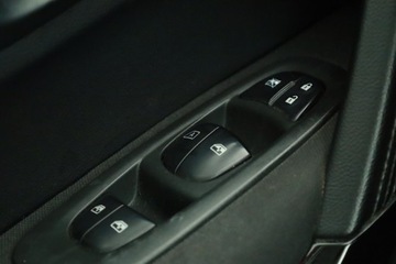 Renault Kadjar Crossover 1.2 Energy TCe 130KM 2017 Renault Kadjar 1.2 TCe, Salon Polska, Klima, zdjęcie 13