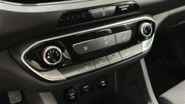 Hyundai i30 III Hatchback Facelifting 1.5 DPI 110KM 2021 Hyundai i30 1.5 DPI Classic +, zdjęcie 19