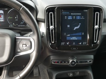 Volvo XC40 2020 Volvo XC40 T5 264 PS Inscription ACC Harman Hak Matrix Blis Webasto Keyless, zdjęcie 12