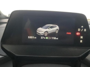 Volkswagen 2024 Volkswagen ID.4 2024, 4x4, PRO S, po gradobiciu Elektryczny 335KM, zdjęcie 10