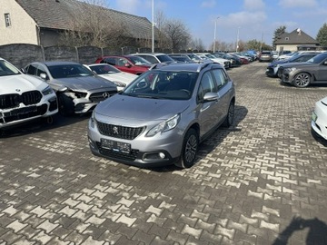 Peugeot 2008 I SUV Facelifting 1.6 BlueHDi 99KM 2018 Peugeot 2008 Podgrzewane fotle Climatronic