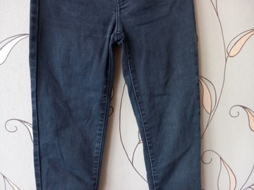 LEVIS-SUPER SPODNIE 24/30 Y1