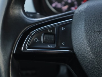 Skoda Fabia III Hatchback 1.2 TSI 110KM 2015 Skoda Fabia 1.2 TSI, Salon Polska, Klima, zdjęcie 15