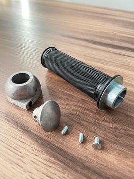 НОВАЯ ЧЕШСКАЯ ГАЗОВАЯ РОЛЬГАЗ JAWA 50 JAWKA KACZKA PANCERKA MUSTANG