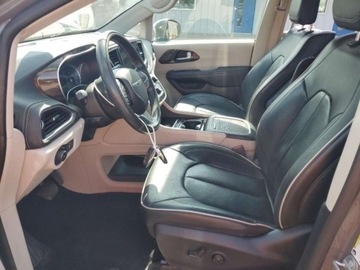 Chrysler Pacifica II 2022 Chrysler Pacifica 2022r., 3.6L 3.6 Hybryda Plug-in 260KM, zdjęcie 7