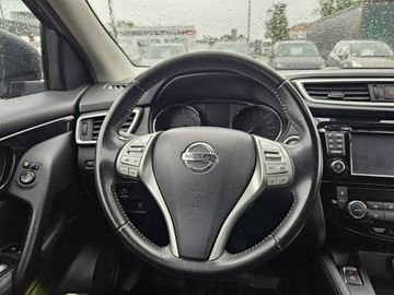 Nissan Qashqai II Crossover 1.5 dCi 110KM 2016 Nissan Qashqai 1,5 diesel 110KM nawigacja kamera, zdjęcie 9