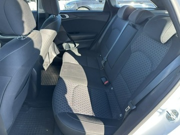 Kia Ceed III Kombi 1.6 CRDi 136KM 2021 Kia Cee&#039;d 1.6 CRDi mHEV M 136KM 2021 Salon PL, zdjęcie 23