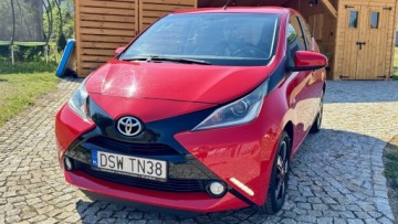 Toyota Aygo II Hatchback 5d 1.0 VVT-i 69KM 2014 Toyota Aygo 1.0 Benz. 70KM - 5Drzwi, MODEL 2015!, zdjęcie 6