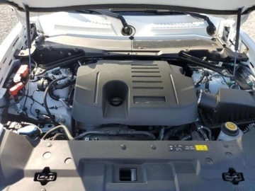 Land Rover Defender IV (L663) 2023 Land Rover Defender 2023r., 90 SE, od ubezpieczalni 3.0 Benzyna 395KM, zdjęcie 10