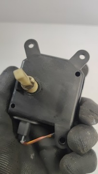 MOTOREK RADIÁTORU OPEL ASTRA H 52418856